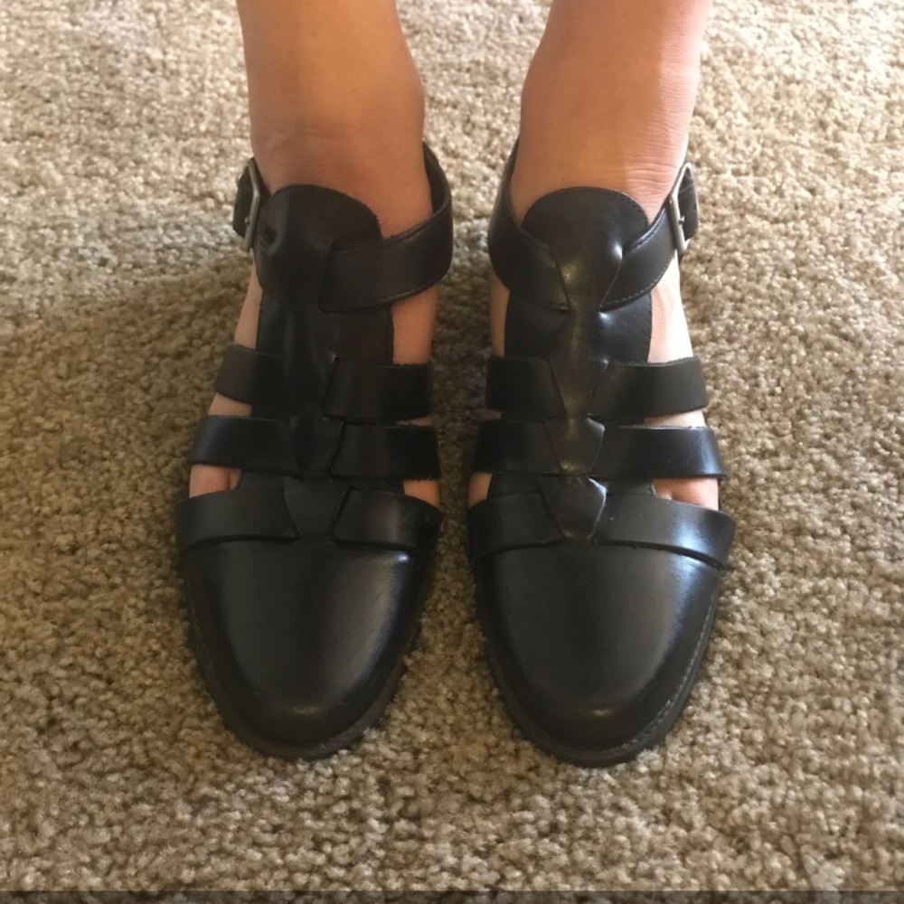 Vintage 80s Leather Cutout Sandals
